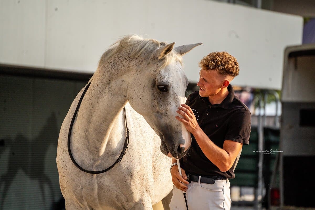 Josef Kmoch - Trainer at Equilumina Festival - Springreiter